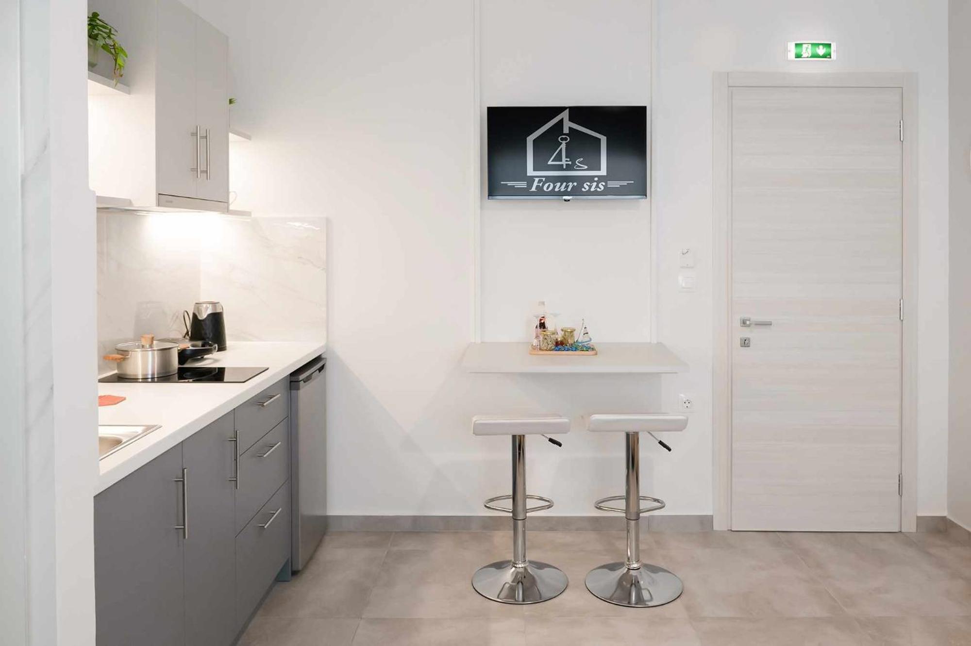 Four Sis Rooms Mangana Ngoại thất bức ảnh