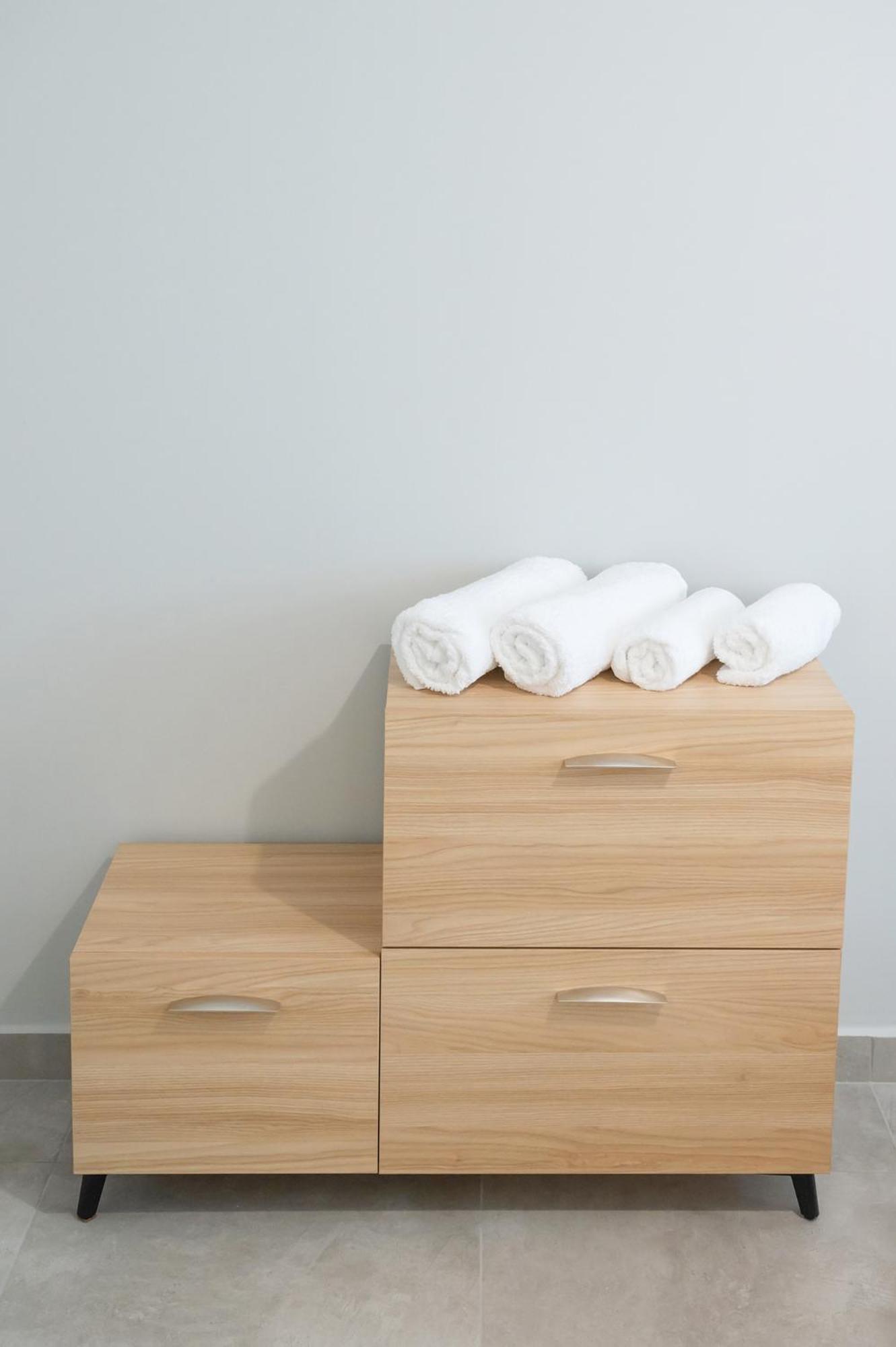 Four Sis Rooms Mangana Ngoại thất bức ảnh